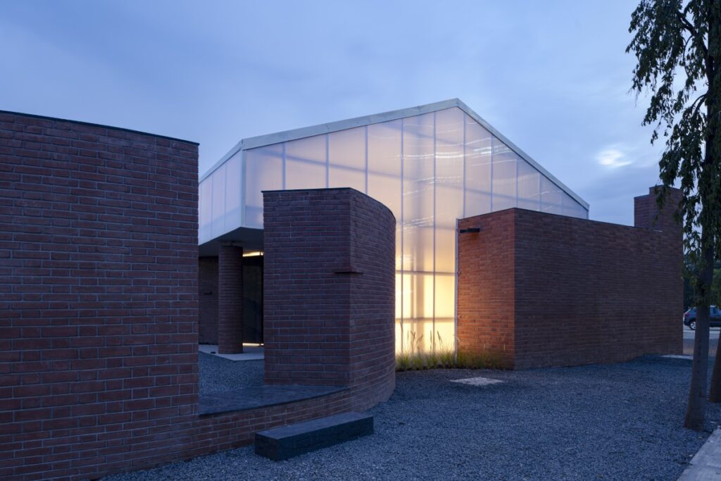 Sangam, Pune, Maharashtra, by Alkesh Gangwal & Associates 15 Sangam Canteen, Alkesh Gangwal & Associates. © Vivek Eadara
