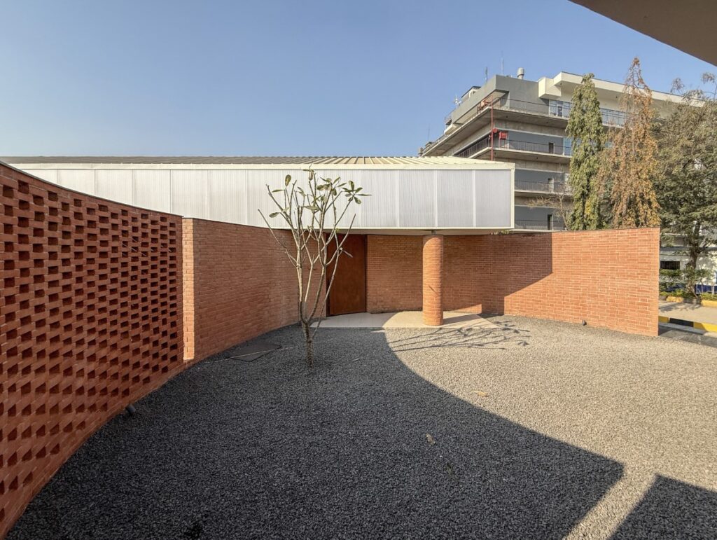 Sangam, Pune, Maharashtra, by Alkesh Gangwal & Associates 6 Sangam Canteen, Alkesh Gangwal & Associates. © Vivek Eadara