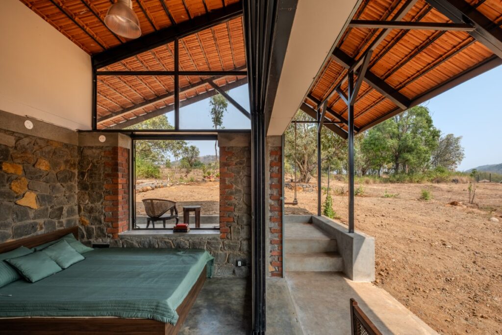 Writer's Cottage, Velhe, Maharashtra, by Fractal Chaos 33 Writer's Cottage, by Fractal Chaos
