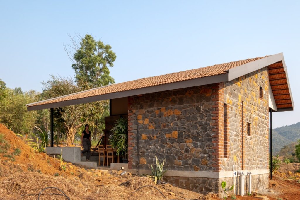 Writer's Cottage, Velhe, Maharashtra, by Fractal Chaos 29 Writer's Cottage, by Fractal Chaos
