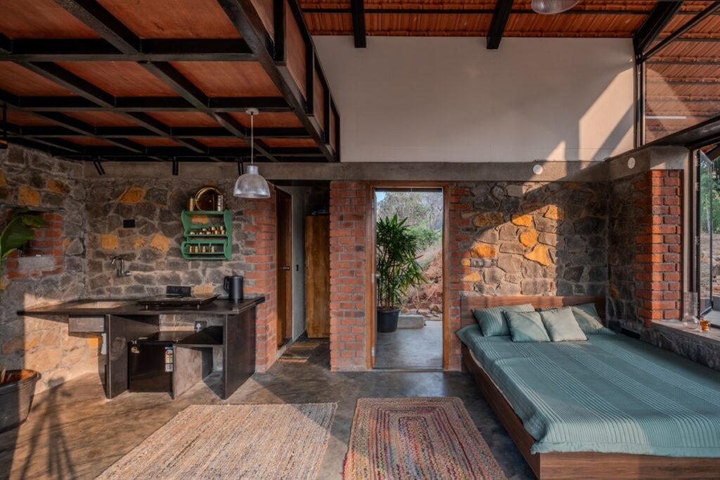 Writer's Cottage, Velhe, Maharashtra, by Fractal Chaos 42 Writer's Cottage, by Fractal Chaos