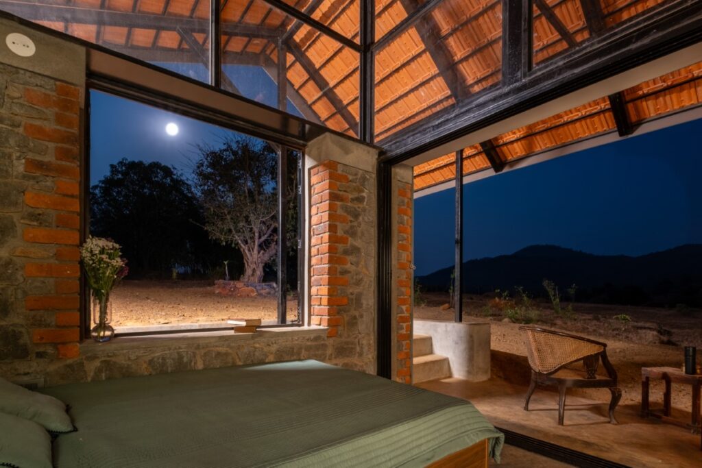 Writer's Cottage, Velhe, Maharashtra, by Fractal Chaos 4 Writers Cottage, by Fractal Chaos