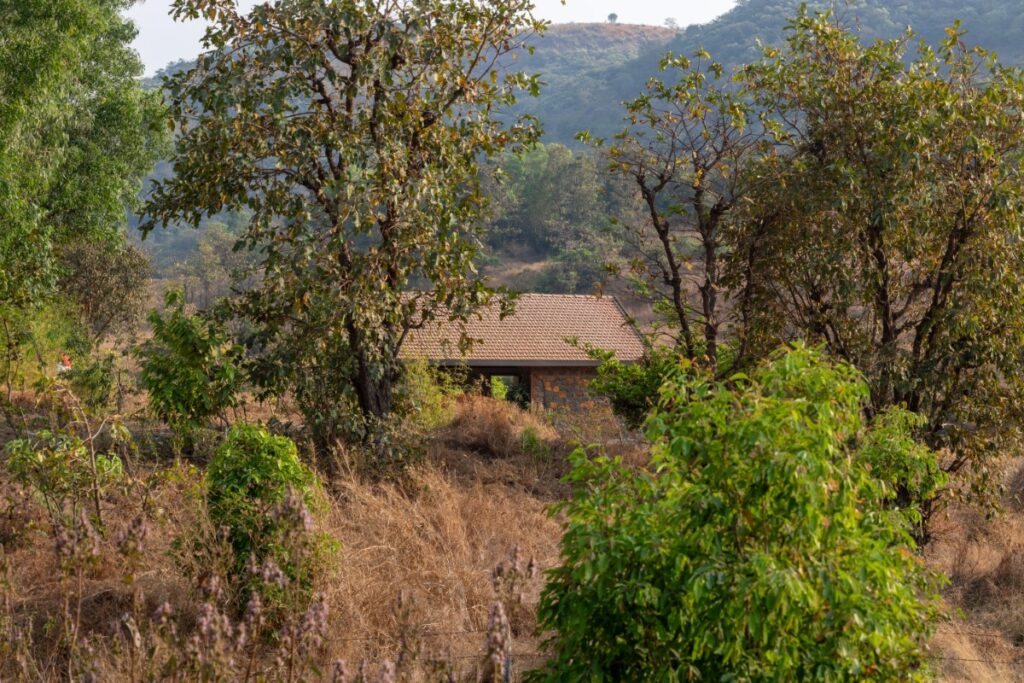 Writer's Cottage, Velhe, Maharashtra, by Fractal Chaos 12 Writer's Cottage, by Fractal Chaos