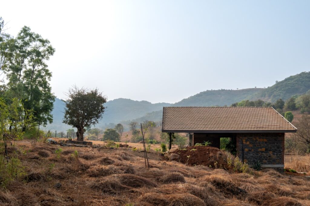 Writer's Cottage, Velhe, Maharashtra, by Fractal Chaos 37 Writer's Cottage, by Fractal Chaos