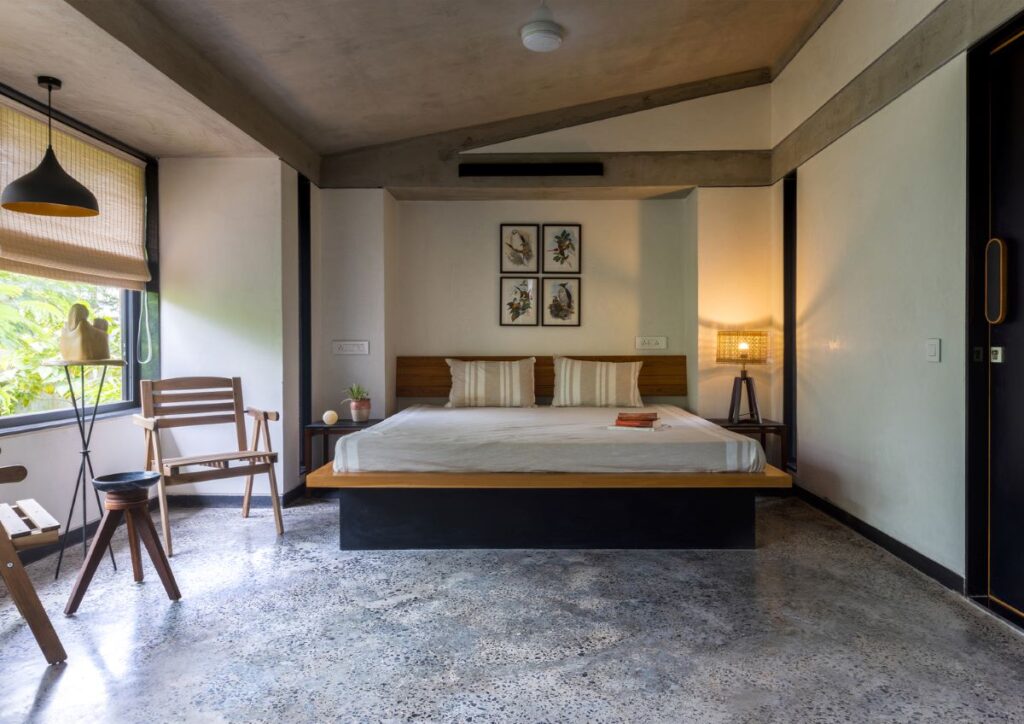 Court Fort, Nandoli, Gujarat, by Compartment S4 4 Court Fort, Nandoli, Gujarat, by Compartment S4. © Dhrupad Shukla