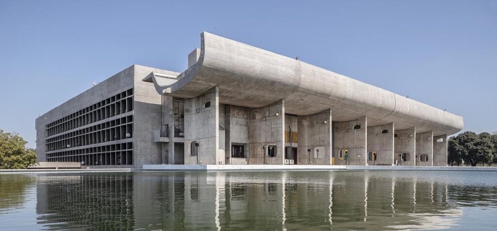 Legislative Assembly Building. ©Ben Ellman